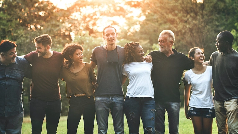 smiling-group