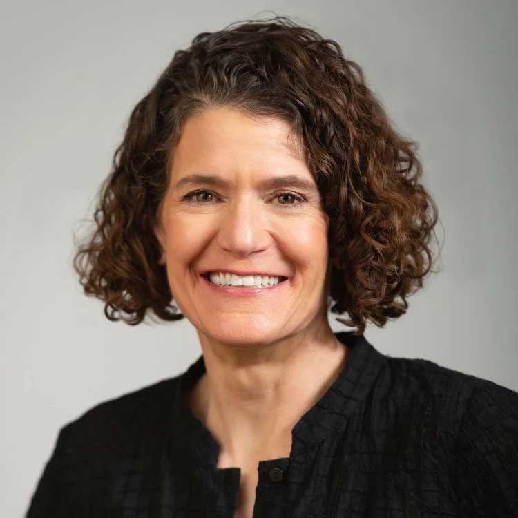 christine sublett headshot