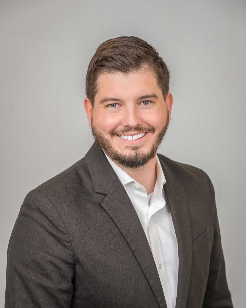 brett beckerson headshot